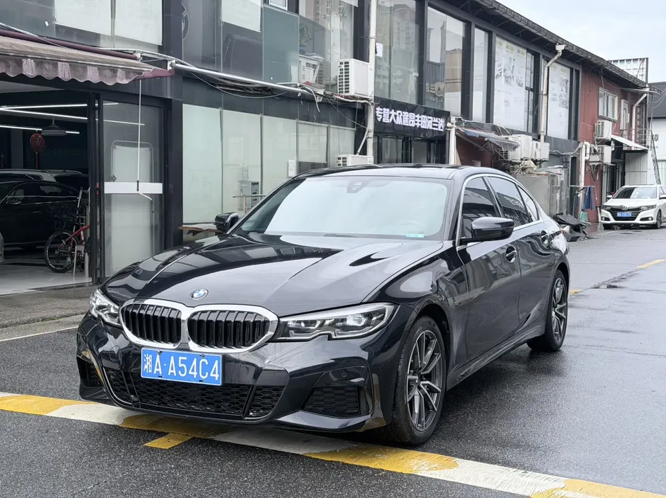 BMW 3 Series 2022