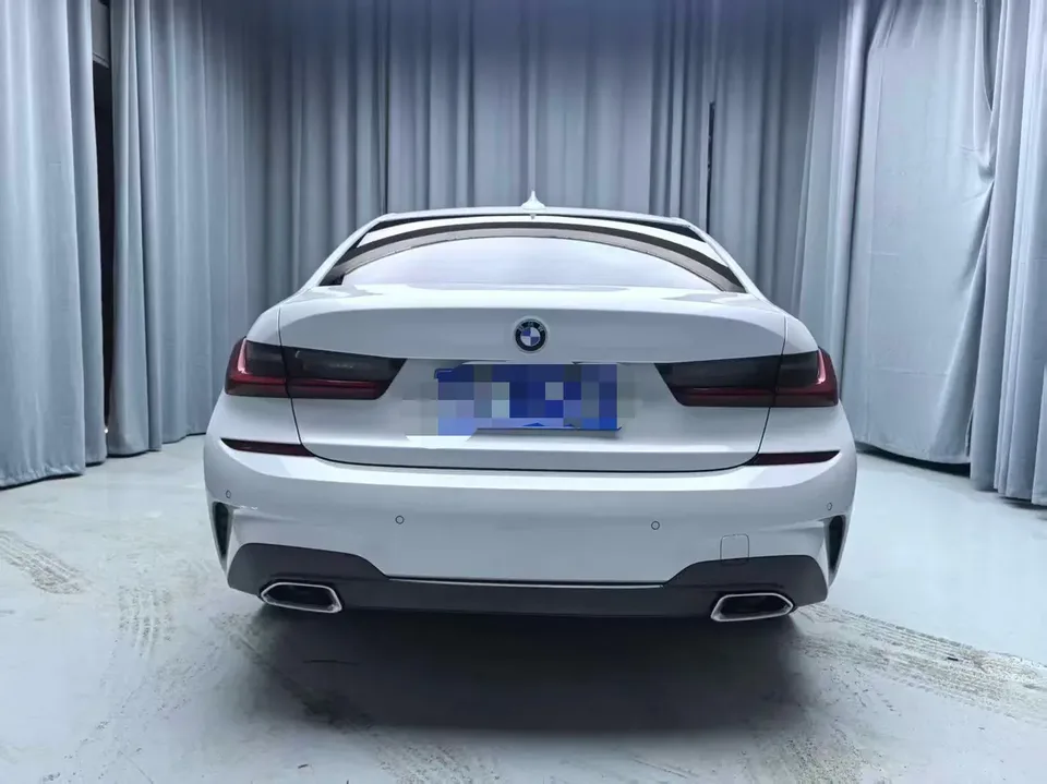 BMW 3 Series facelift 320Li M Sport package 2022 — миниатюра 2