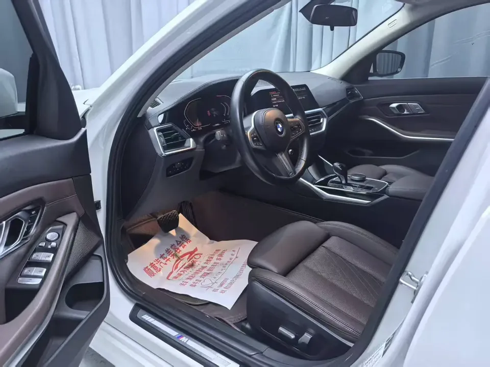 BMW 3 Series facelift 320Li M Sport package 2022 — миниатюра 5