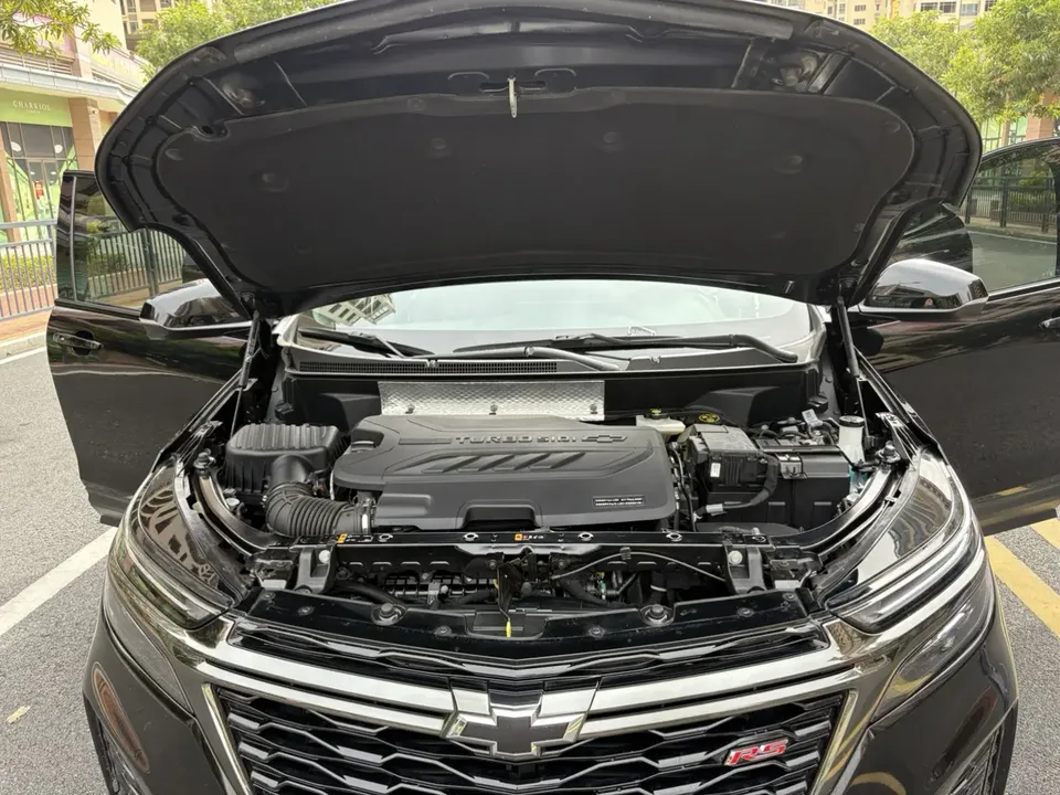 Chevrolet Equinox light hybrid 2.0T RS smart expansion version 2024 — миниатюра 3