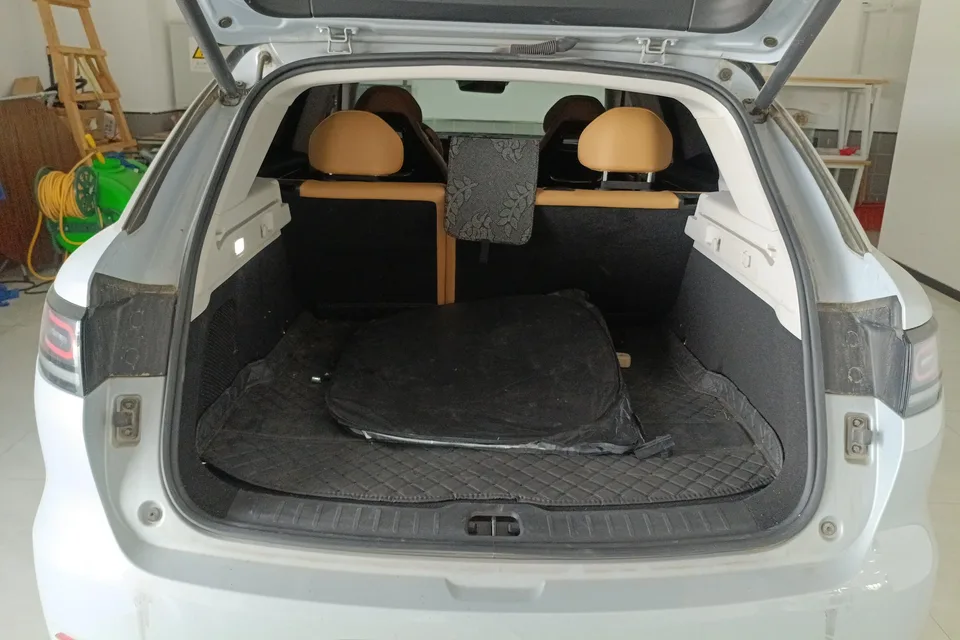 Leapmotor Zero running C11 Extended Range 300 Premium Edition 2024 — миниатюра 4