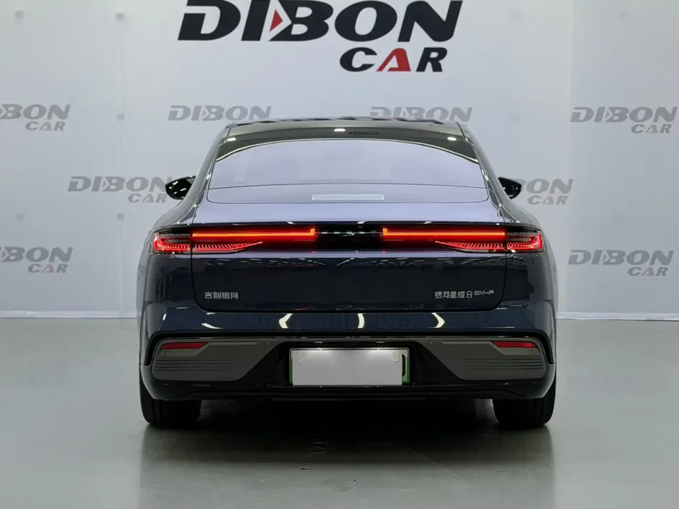 Geely Galaxy Star 8 PHEV 130km EM-P Starship Edition 2025 — миниатюра 2