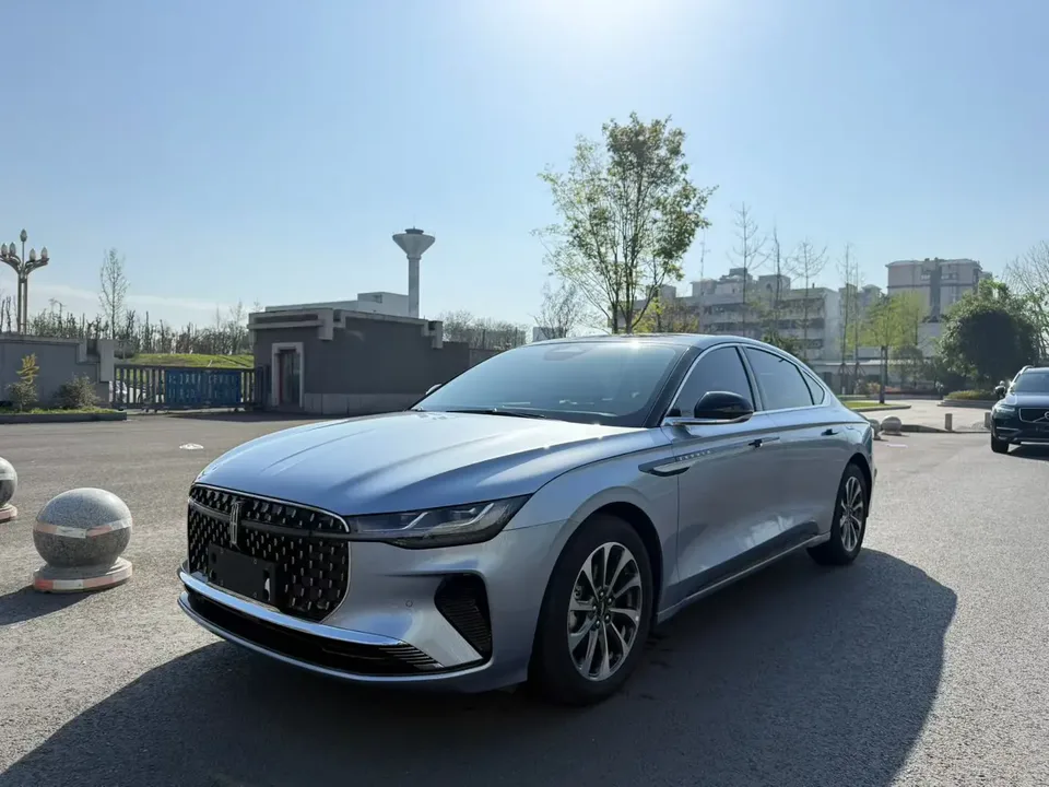 Lincoln Z 2023