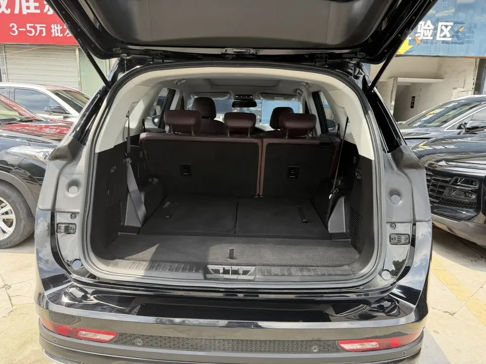 Jetour Jietu X90 PLUS Beyond Edition 1.6TD DCT Villa 2024 — миниатюра 4