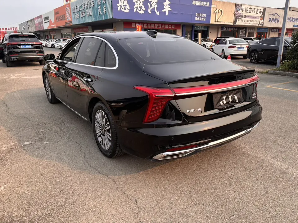 Hongqi H5 Hongqi H5 2023 2.0T Automatic Intelligent Connection Flagship Edition 2022 — миниатюра 4