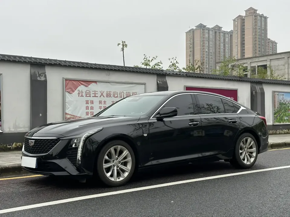 Cadillac CT5 2025