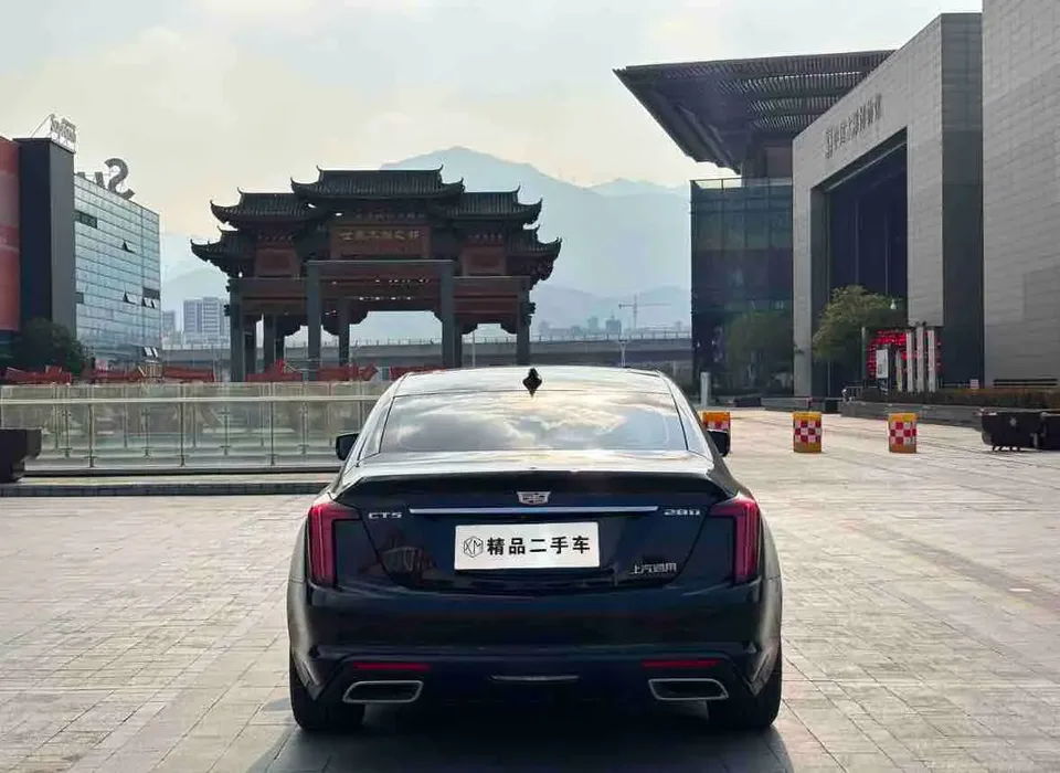 Cadillac CT5 28T Luxury Standard Edition 2022 — миниатюра 2