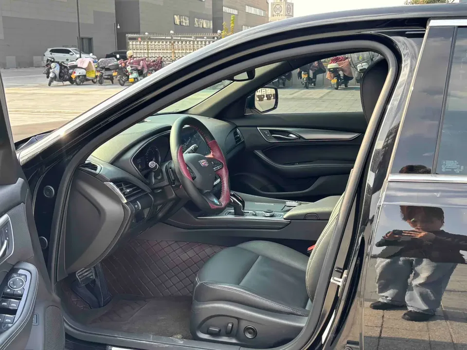 Cadillac CT5 28T Luxury Standard Edition 2022 — миниатюра 4