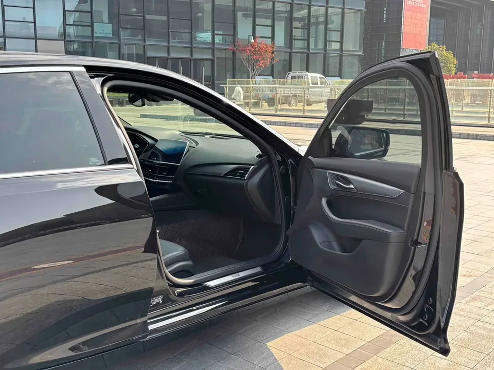 Cadillac CT5 28T Luxury Standard Edition 2022 — миниатюра 5