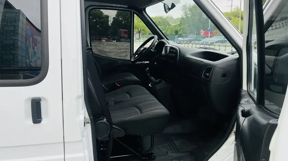 Jiangling Teshun Teshun 2021 2.8T Space King Ordinary Model Short Axis Medium High Top 6 Seater Diesel National VI JX493 2022 — thumbnail 3
