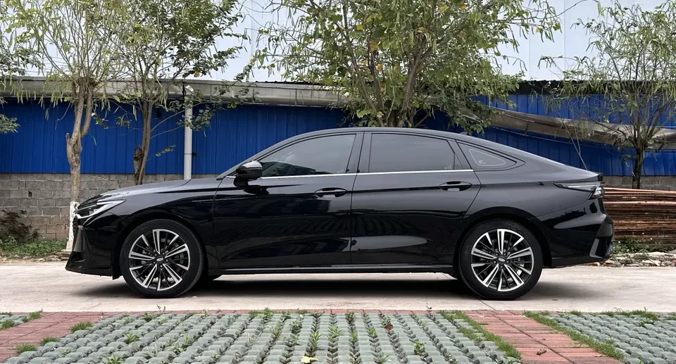 Chery Arrizo 8 1.6TGDI DCT 2023 — миниатюра 4