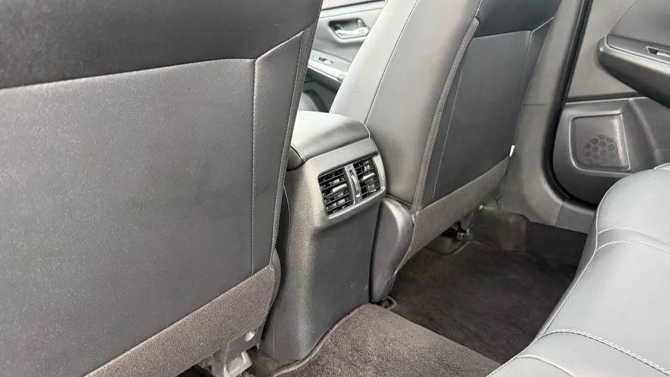 Nissan Sylphy Sylphy 2022 Sylphy 2022 1.6L XL CVT Enjoy Edition 2023 — thumbnail 3