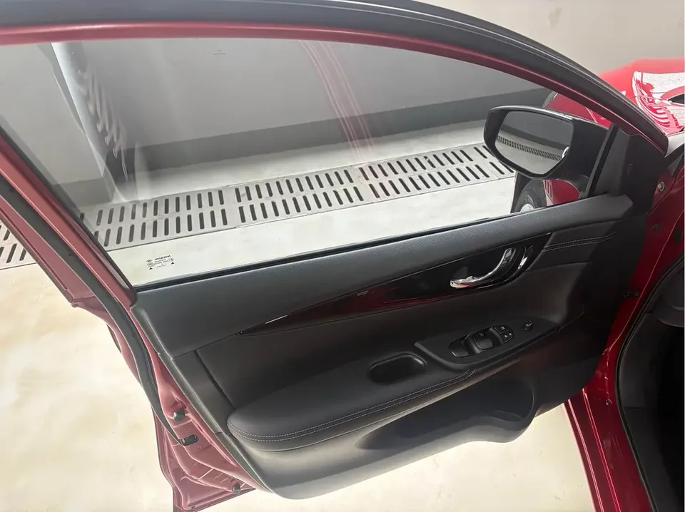 Nissan Tiida Tiida 2023 1.6L CVT Intelligent Travel Edition 2023 — thumbnail 3