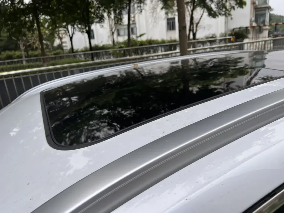 Geely Monjaro 2.0TD DCT EVO 2WD Changfeng Edition 2024 — миниатюра 3