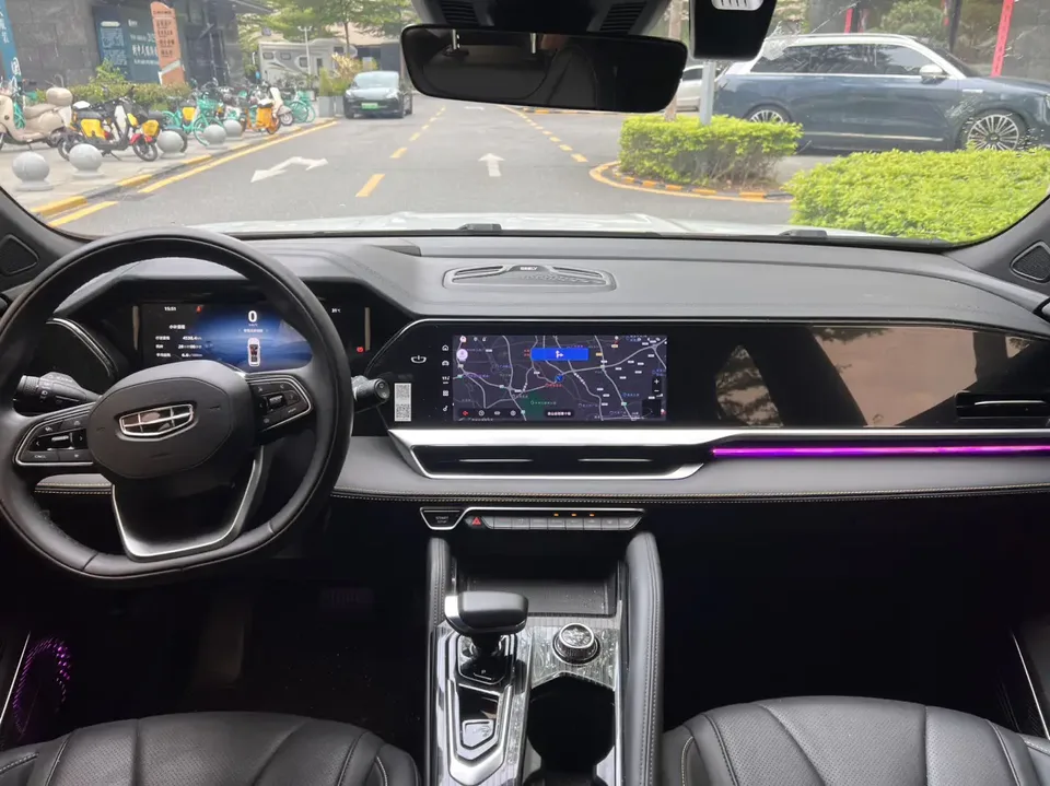 Geely Monjaro 2.0TD DCT EVO 2WD Changfeng Edition 2024 — миниатюра 4