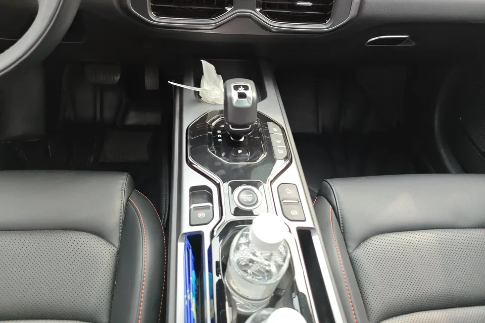 Geely Cowboy Cowboy 2025 1.5TD Wild Edition 2025 — миниатюра 4