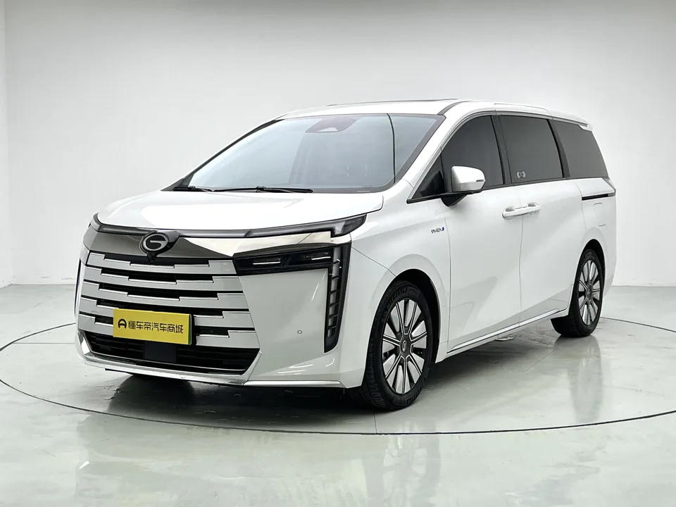 GAC Trumpchi E8 PHEV 2024