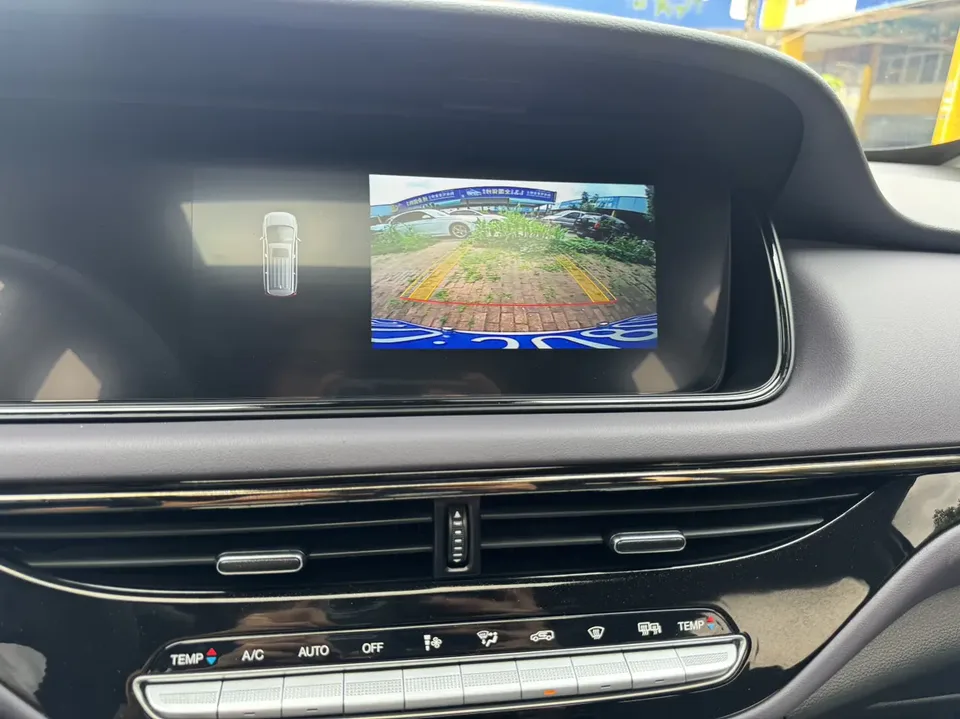 GAC Trumpchi M6 MAX 270T WDCT Luxury Edition 2025 — миниатюра 5