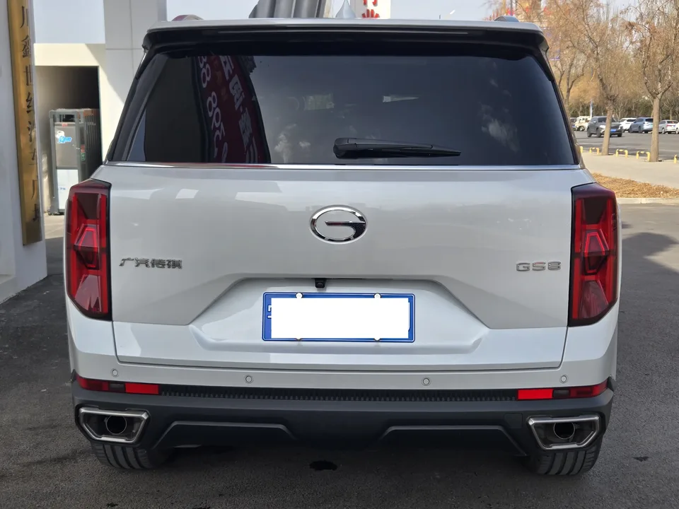 GAC Trumpchi GS8 Trumpchi GS8 2024 Trumpchi GS8 2024 Pilot Series 2.0TGDI 2WD Luxury Connected Edition 2024 — thumbnail 2