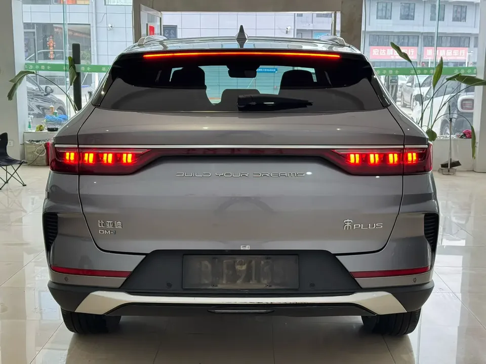 BYD Song PLUS DM DM-i 110KM 2WD flagship model 2022 — миниатюра 2