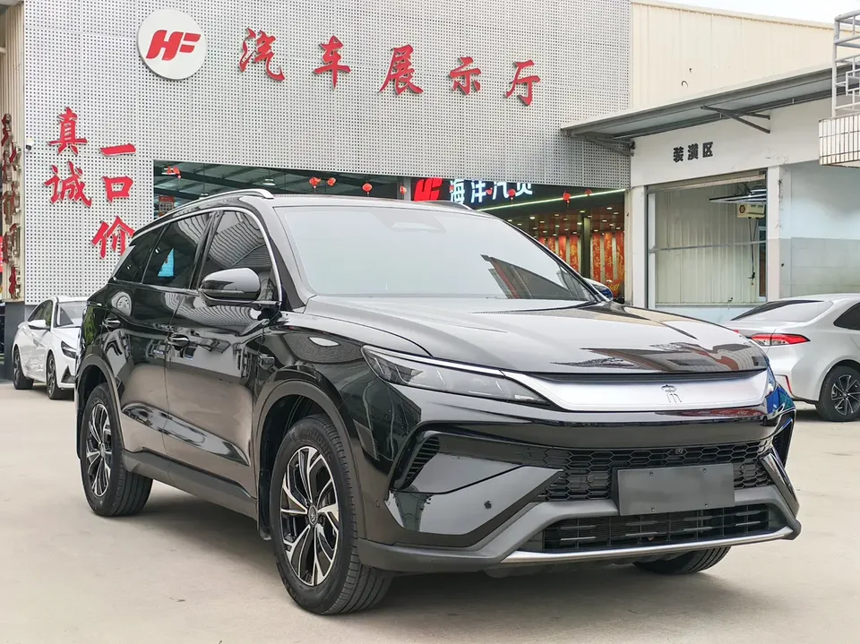 BYD Song Pro DM Second Generation Intelligent Driving Edition DM-i 75KM Leading Edition 2025 — миниатюра 3