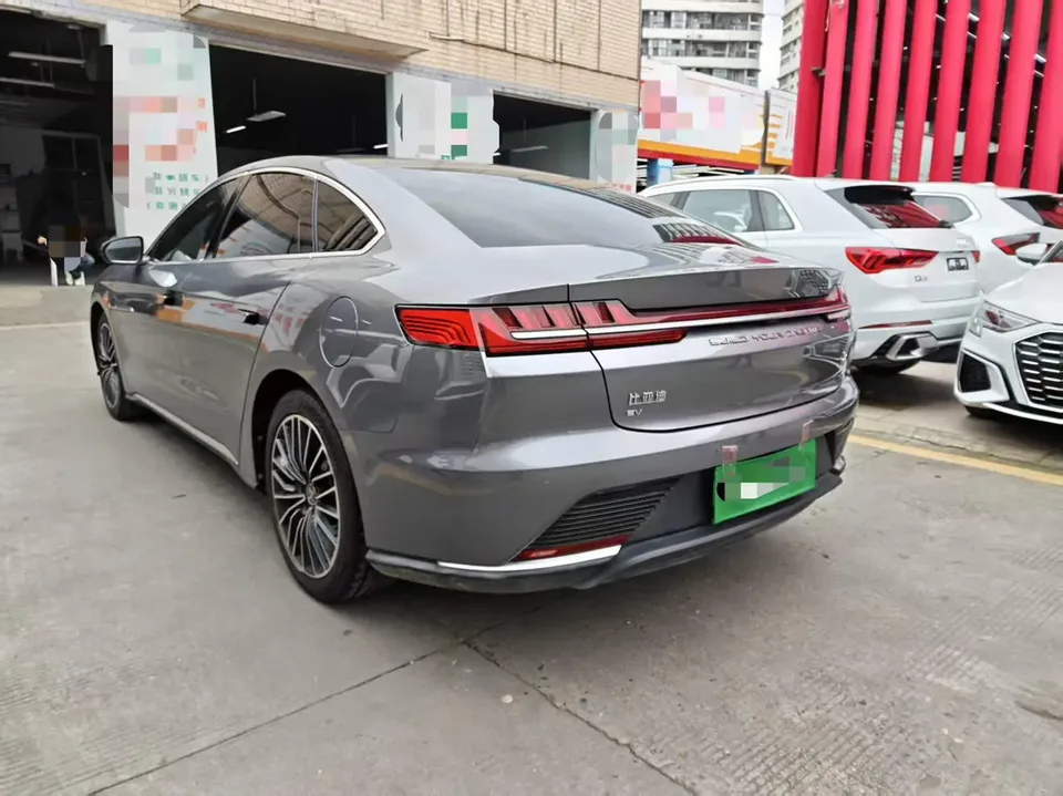 BYD Han EV Super Long Range Luxury Edition 2022 — миниатюра 4