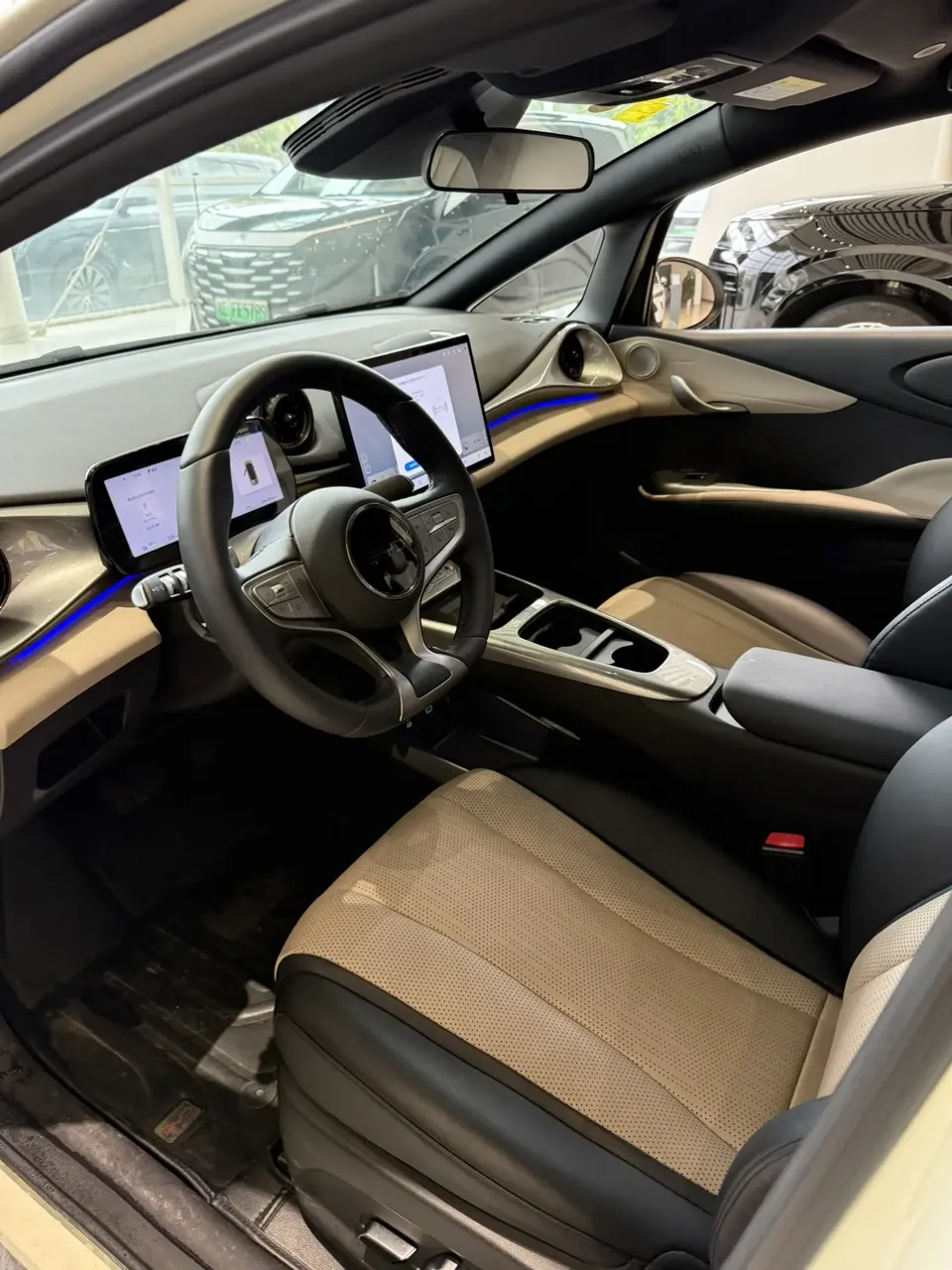 BYD Dolphin Smart Driving Edition 410KM Fashion Edition 2025 — миниатюра 3