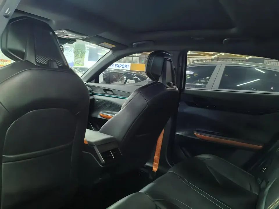 Changan UNI-V Changan UNI-V 2022 1.5T Smart Pilot 2023 — thumbnail 4