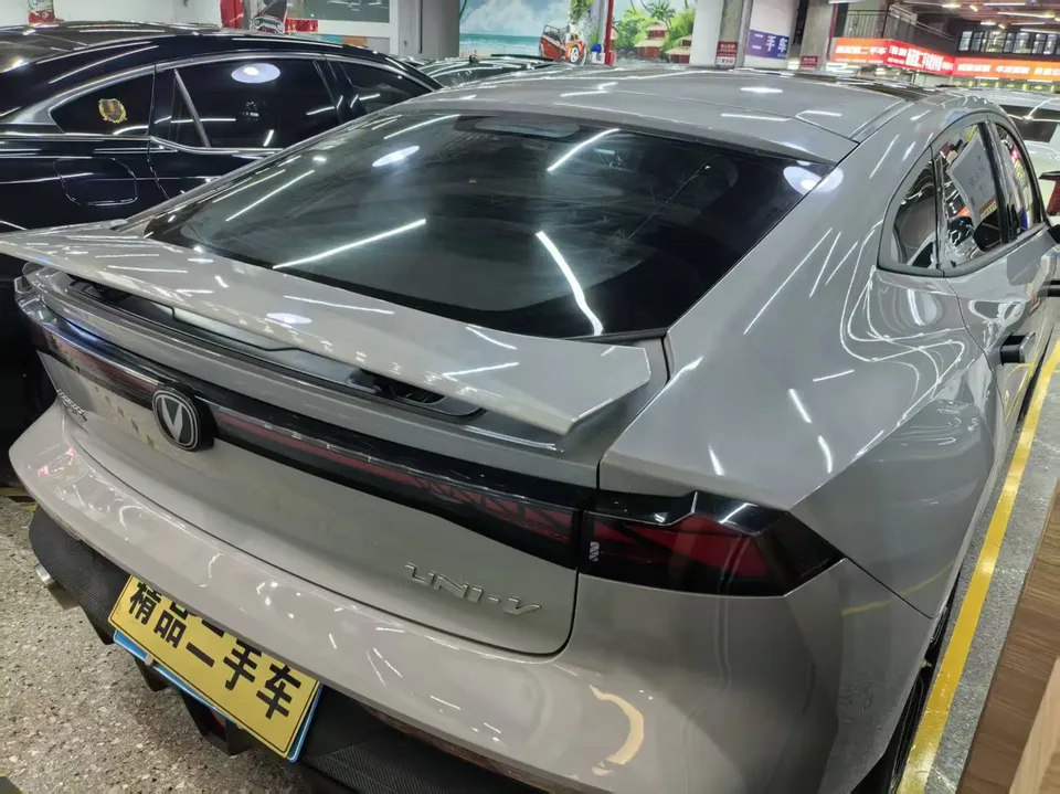 Changan UNI-V Changan UNI-V 2022 1.5T Smart Pilot 2023 — thumbnail 5