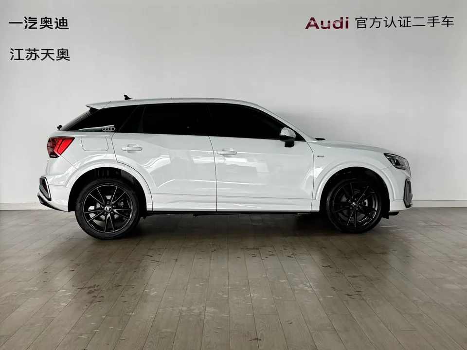 Audi Q2L Audi Q2L 2022 35 TFSI Progressive Dynamic 2023 — thumbnail 2