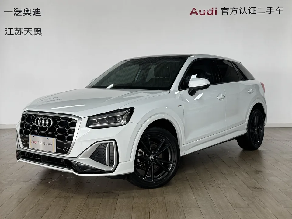 Audi Q2L Audi Q2L 2022 35 TFSI Progressive Dynamic 2023 — photo 1, buy with delivery to Moscow
