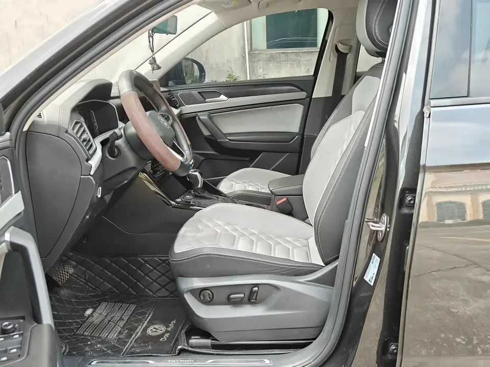Volkswagen Tayron Tanyue 2023 330TSI 2WD Luxury Plus Advanced Edition 2022 — миниатюра 5