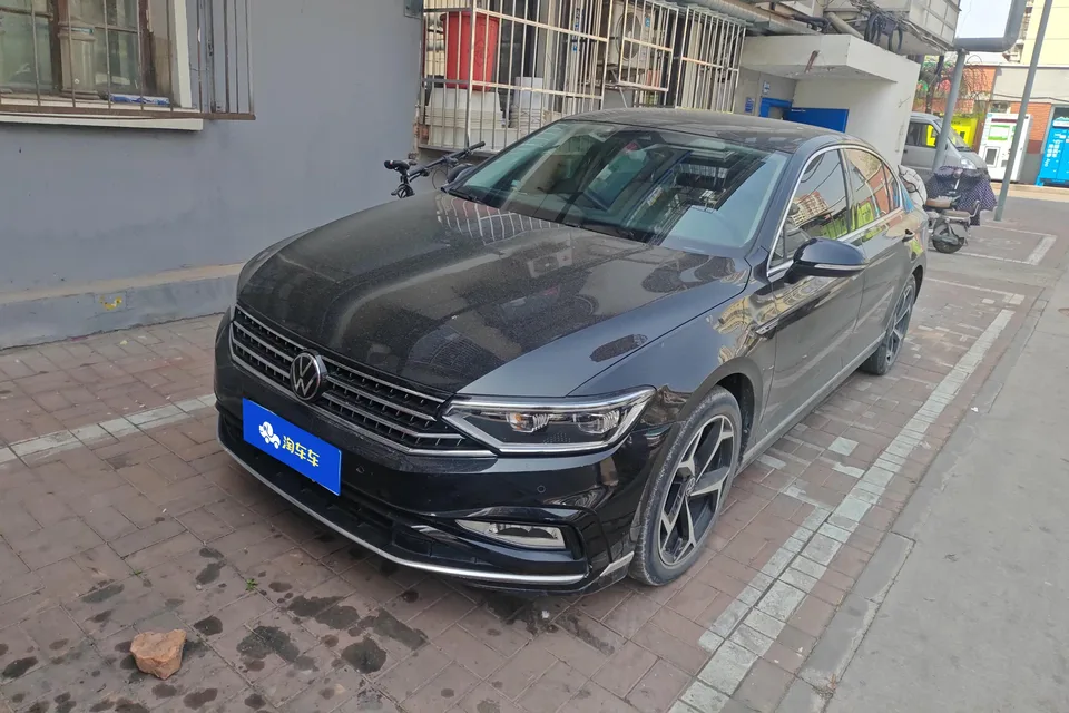 Volkswagen Magotan 2023