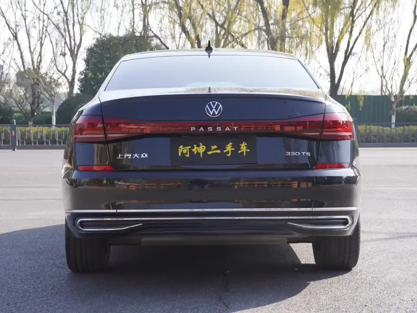 Volkswagen Passat Passat 2022 330TSI Starry Sky Premium Edition 2022 — миниатюра 2