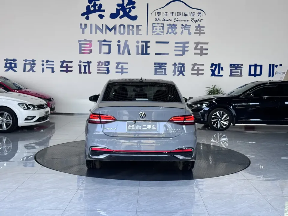 Volkswagen Lavida 300TSI DSG Starry Sky Eternal Edition 2023 — миниатюра 2