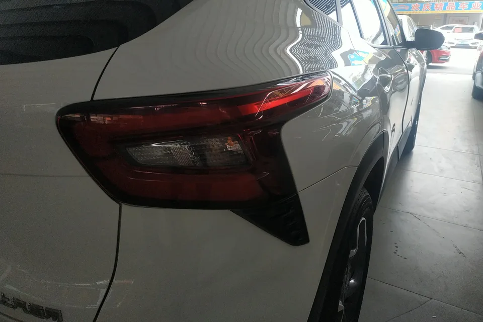 Chevrolet Star Milo Xingmailuo 1.5T Trendy Smart Edition 2023 — миниатюра 2