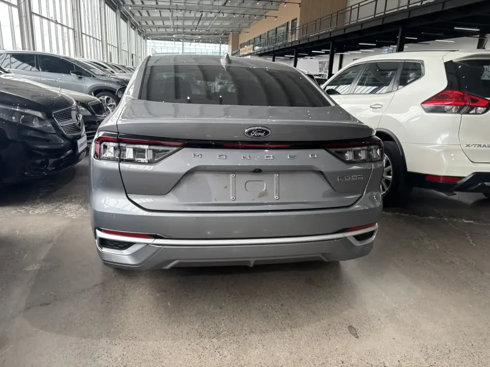 Ford Mondeo Mondeo EcoBoost 245 Luxury 2024 — миниатюра 2