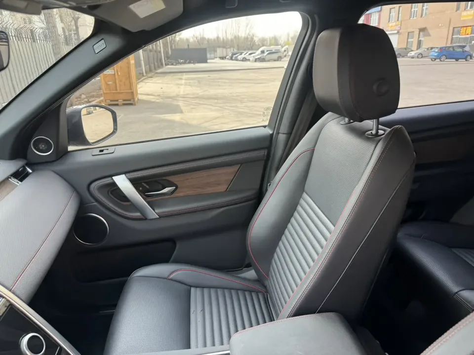 Land Rover Discover Sports Discovery Sport 2022 249PS R-Dynamic S Performance Edition 5 Seaters 2022 — миниатюра 4