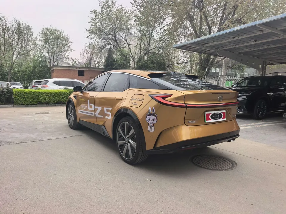 Toyota bZ5 550 PRO Smart Edition 2025 — миниатюра 2