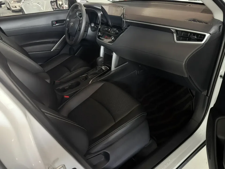 Toyota CorollaCross 2.0L CVT Ultimate Edition 2024 — миниатюра 3
