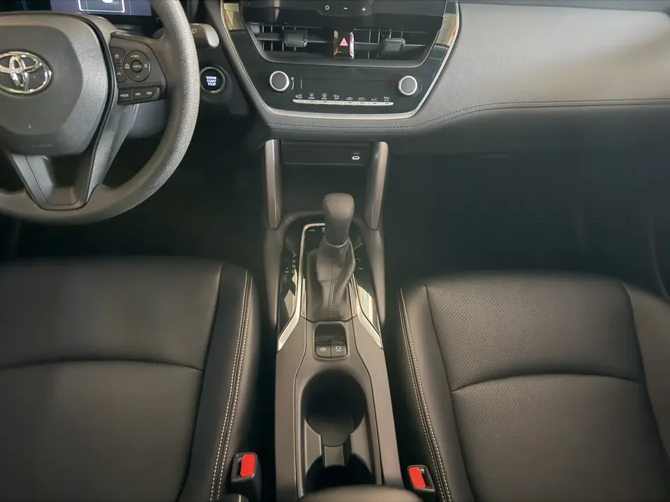 Toyota CorollaCross 2.0L CVT Ultimate Edition 2024 — миниатюра 4