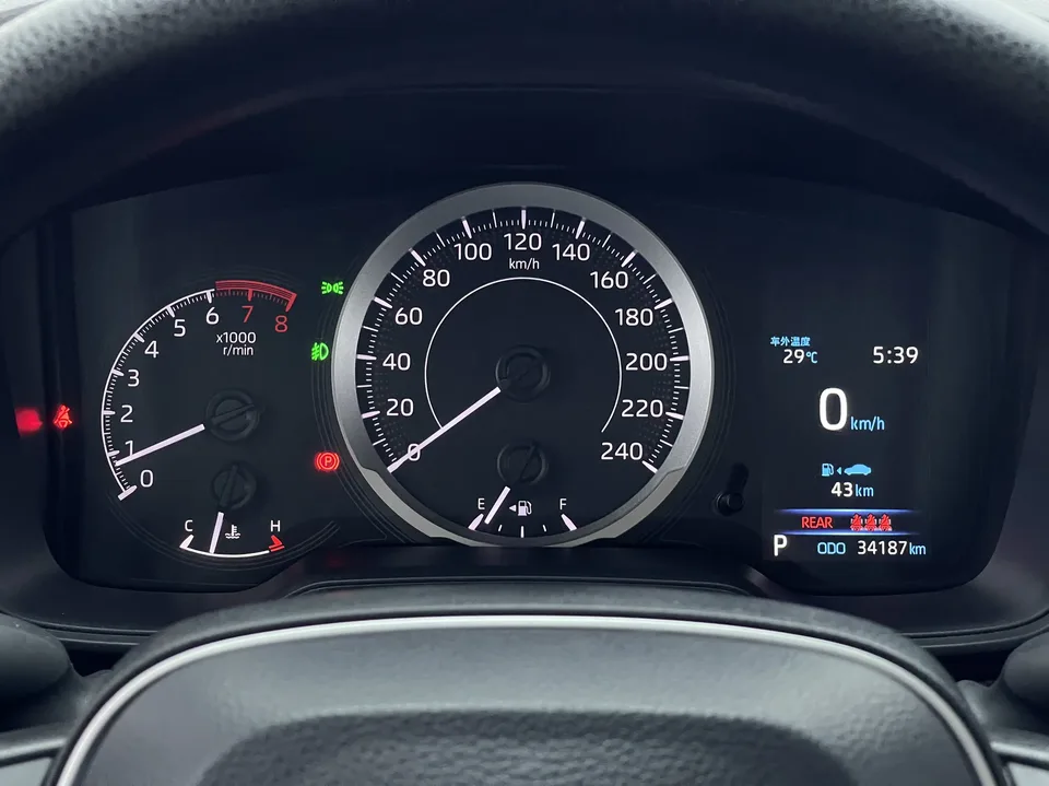 Toyota Corolla 1.2T S-CVT Pioneer PLUS Edition 2022 — миниатюра 5