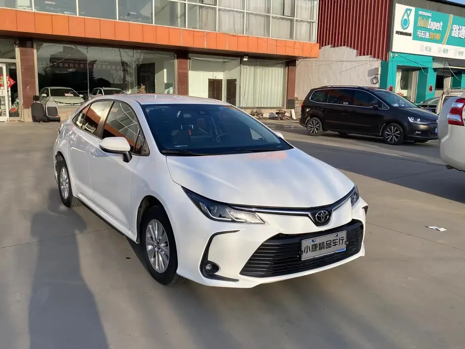 Toyota Corolla Corolla 2023 1.2T S-CVT Pioneer Edition 2023 — thumbnail 3