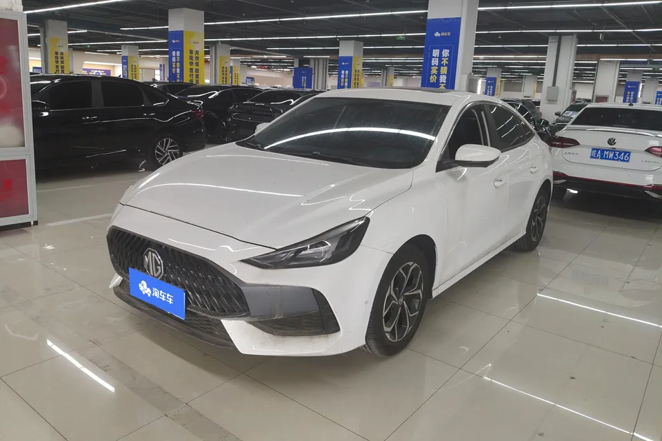 MG 5 5 2023 180DVVT CVT Youth Deluxe Edition 2024 — photo 1, buy with delivery to Moscow