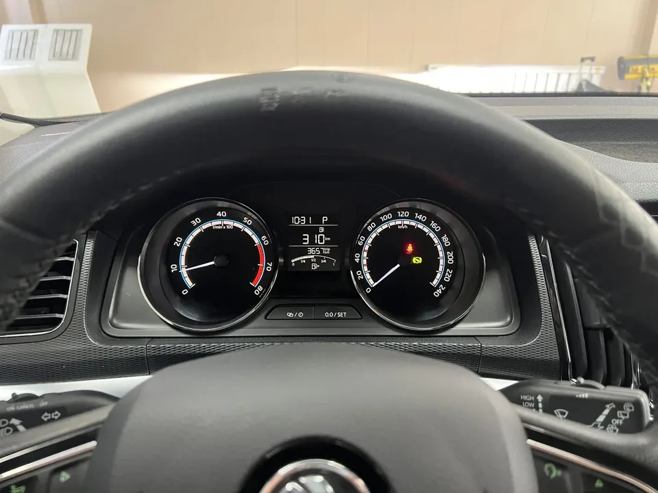 Skoda Comek Komic 2023 1.5L automatic comfort version 2023 — миниатюра 4