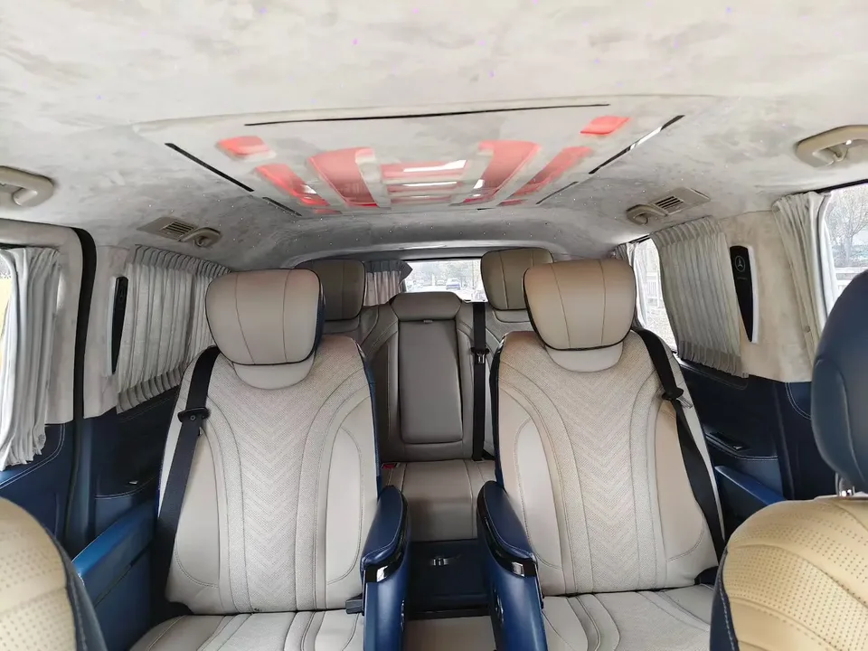 Mercedes-Benz Vito 2.0T Elite Edition 7 Seaters 2022 — миниатюра 3