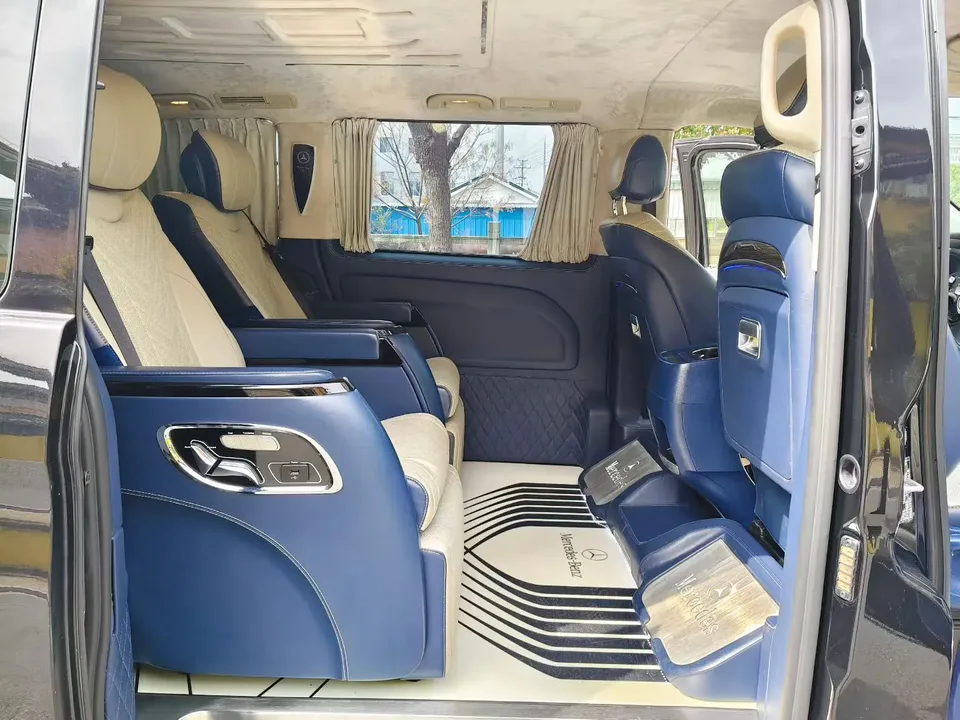 Mercedes-Benz Vito 2.0T Elite Edition 7 Seaters 2022 — миниатюра 5
