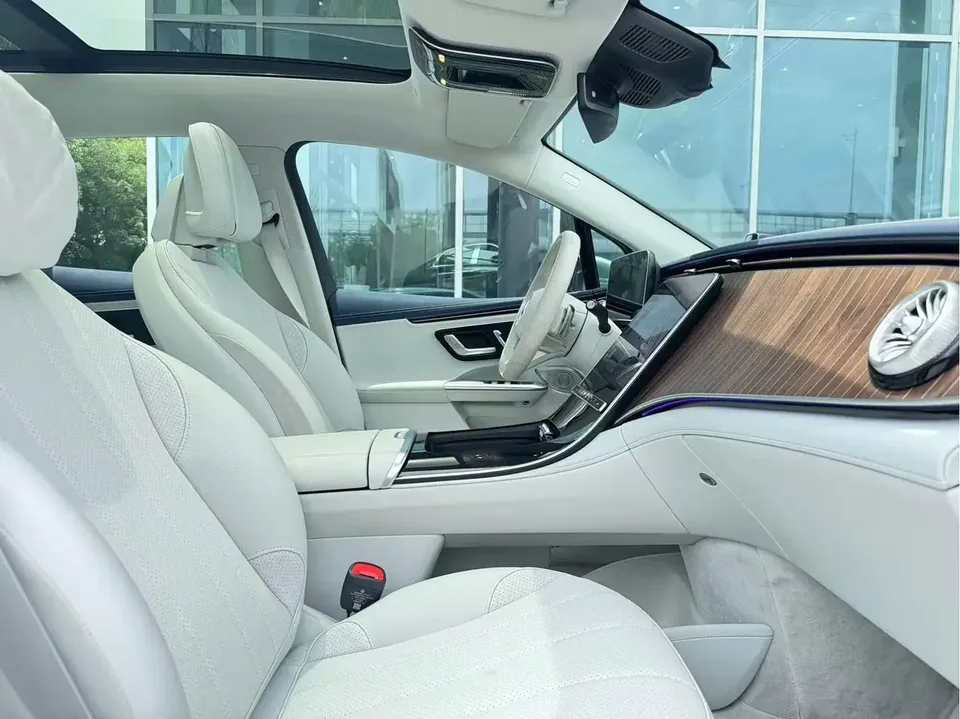 Mercedes-Benz EQE SUV Mercedes-Benz EQE SUV 2024 EQE SUV 500 4MATIC 2025 — thumbnail 4