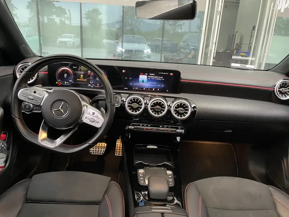 Mercedes-Benz CLA (Imported) facelift CLA 200 four-door coupe 2022 — миниатюра 3