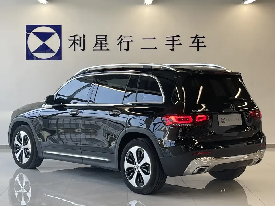 Mercedes-Benz GLB-Class Mercedes-Benz GLB 2023 GLB 220 Fashion Edition 2023 — миниатюра 4